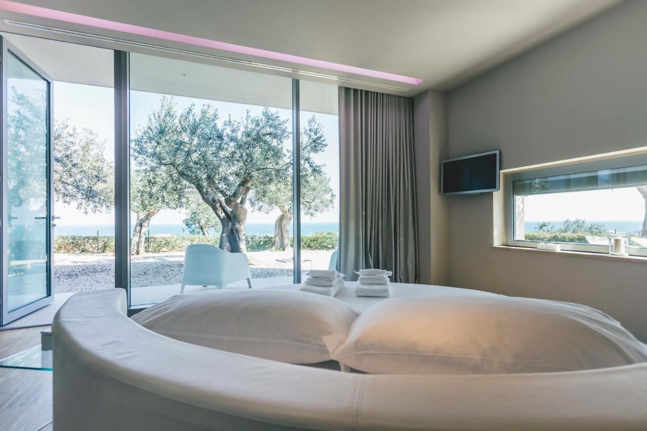 Alkimia Boutique Hotel Vasto Luaran gambar