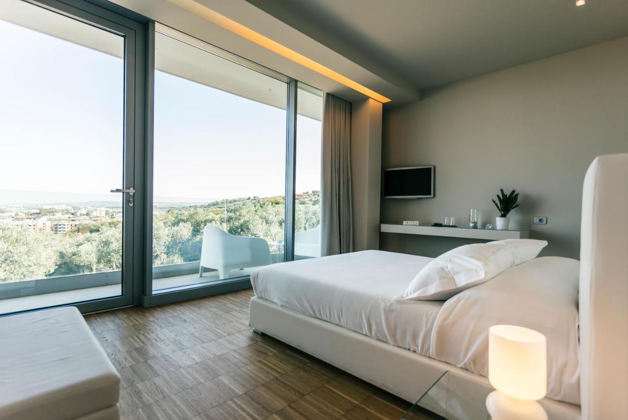 Alkimia Boutique Hotel Vasto Luaran gambar