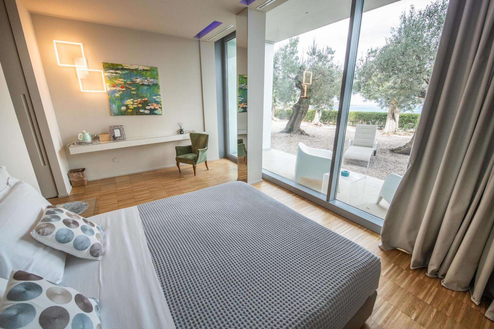 Alkimia Boutique Hotel Vasto Luaran gambar