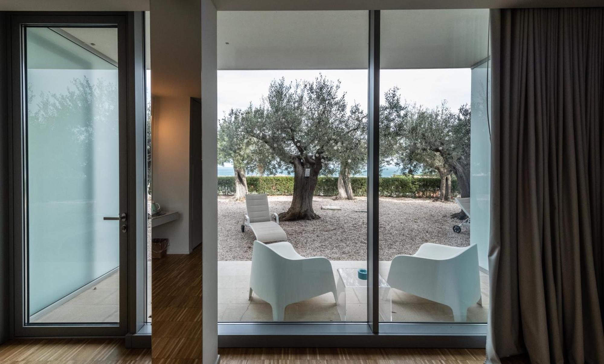 Alkimia Boutique Hotel Vasto Luaran gambar