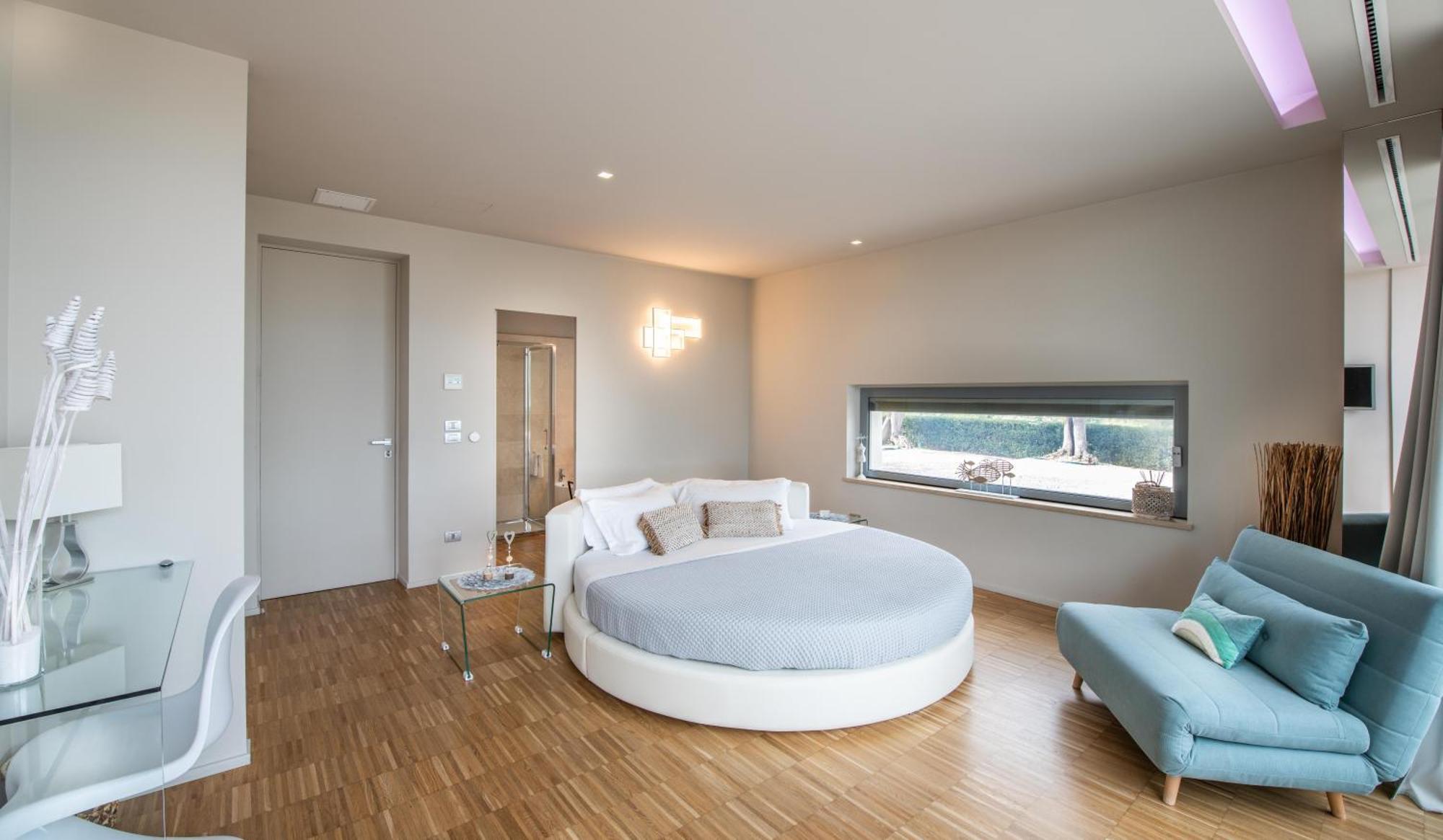Alkimia Boutique Hotel Vasto Luaran gambar
