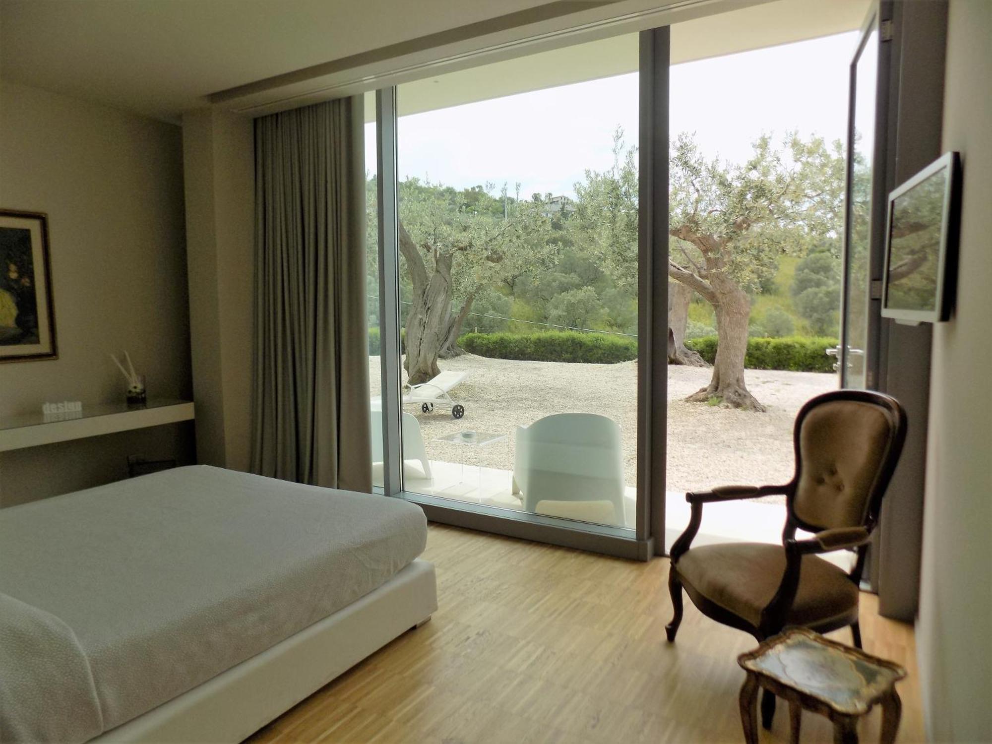Alkimia Boutique Hotel Vasto Bilik gambar